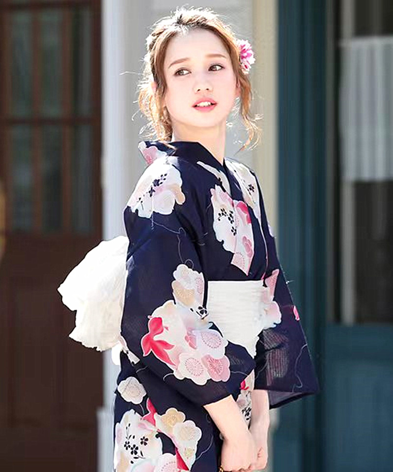 Japanischer Kimono Yukata für  – Japanese Women Formal Wear Bewertung und Preis