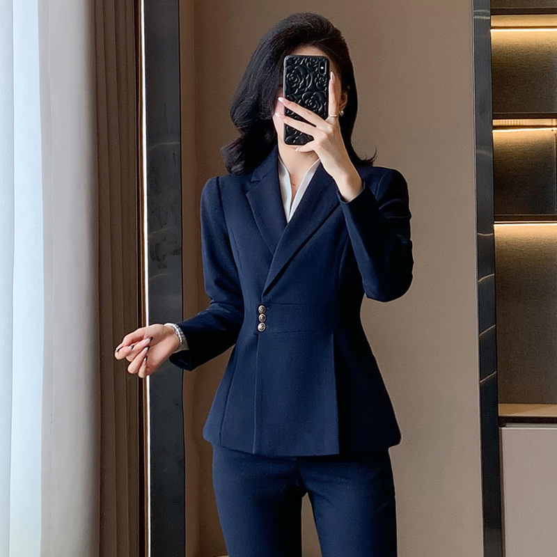 Professioneller Damenanzug für – Women Formal Wear Shirt And Pant Bewertung und Preis