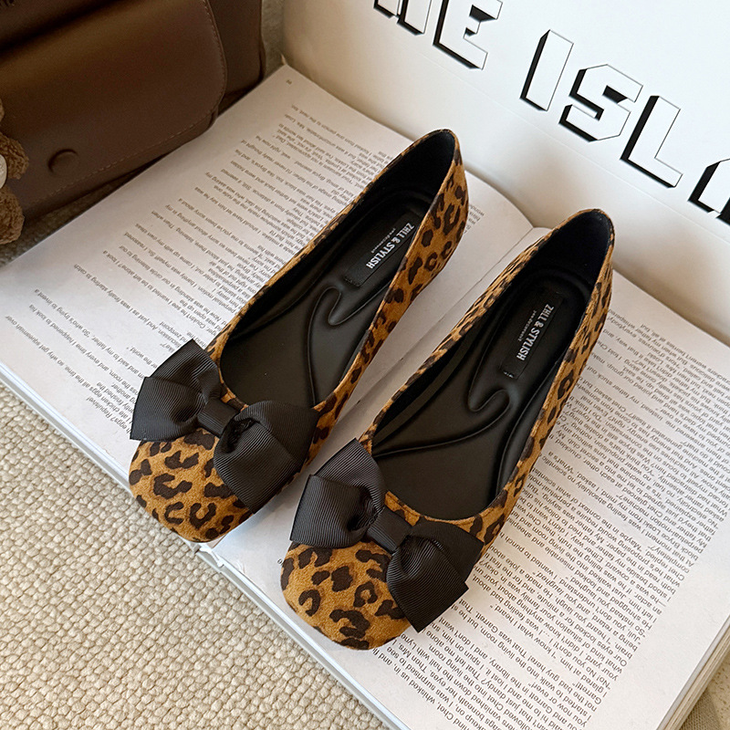 Mehrfarbige Wildleder-Ballerin – Women Formal Wear With Shoes Bewertung und Preis