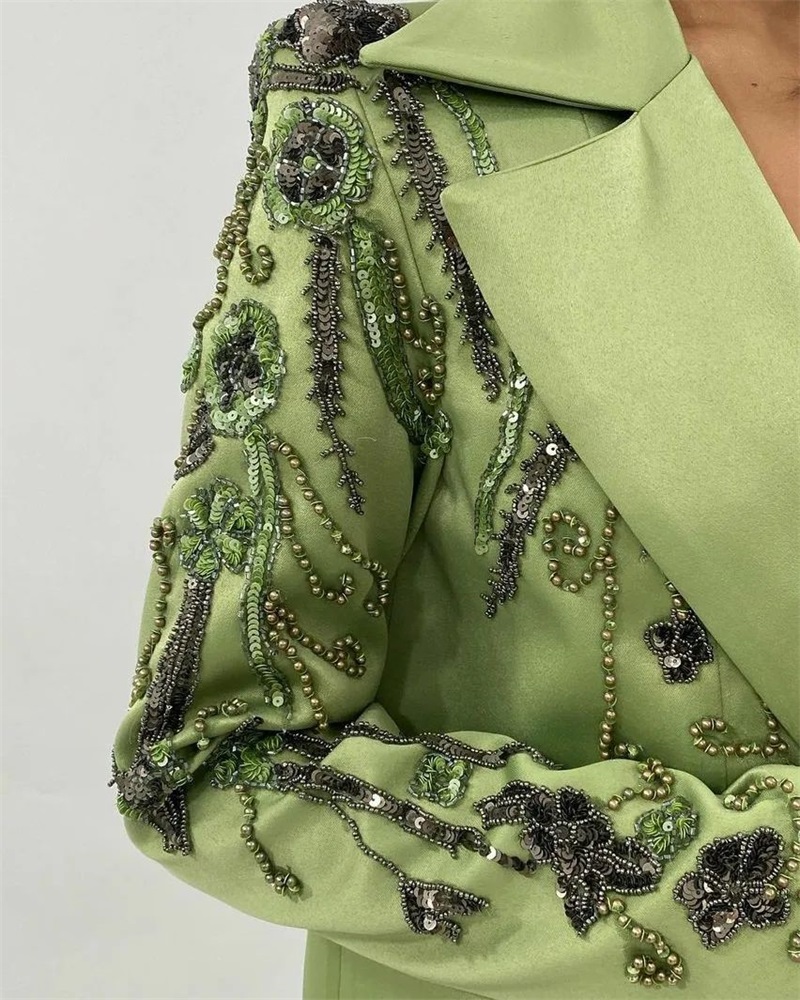 Designer-Damenanzüge aus grüne – Women Formal Wear Designers Bewertung und Preis