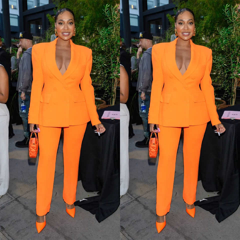 Maßgeschneiderte orangefarbene – Women Formal Wear Designers Bewertung und Preis