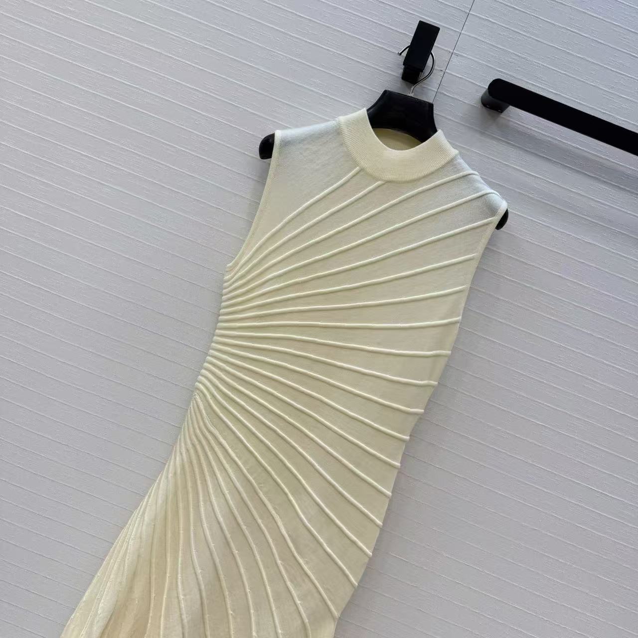 Einfarbiges, cooles und elegan – Women Formal Wear Designers Bewertung und Preis